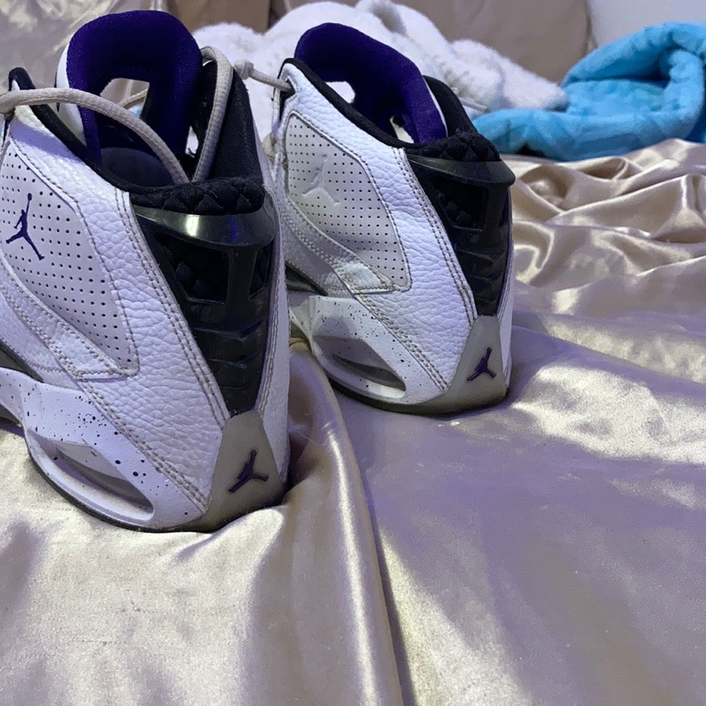 Jordan shoes✅ - Picture 3 of 4